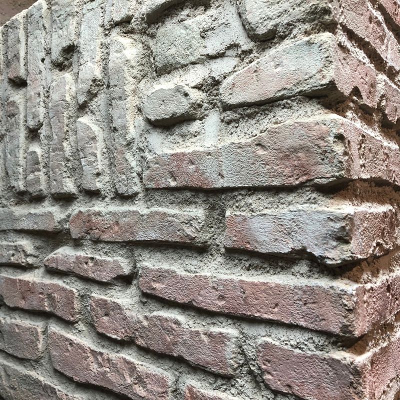 muro de ladrillo envejecido